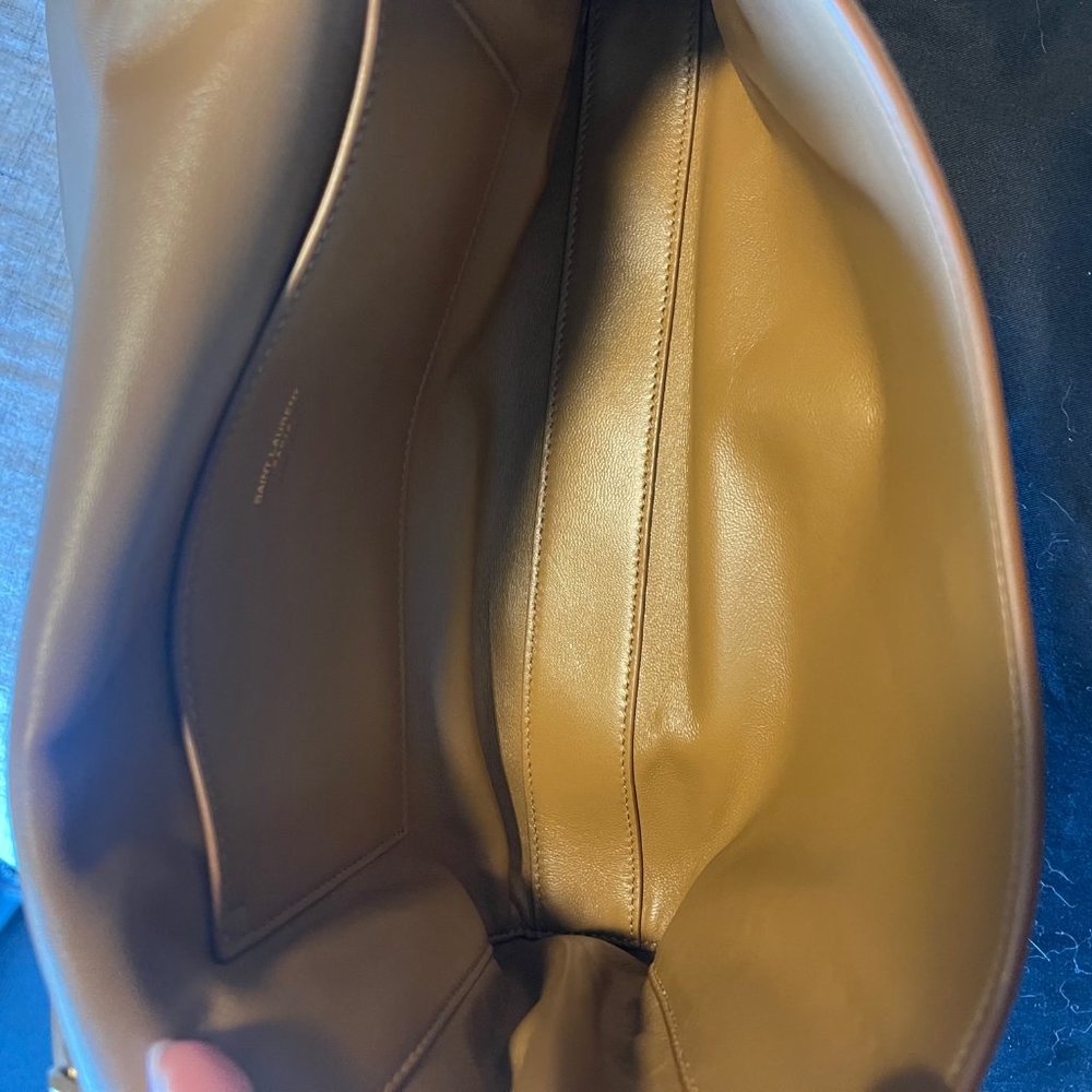 Saint Laurent Tan Suede Chain Strap Shoulder Bag - Picture 4 of 10
